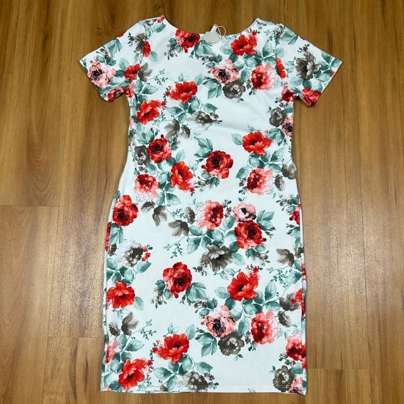 PinkBlush Women’s Floral White and Red Fitted Maternity Dress - Picture 2 of 6